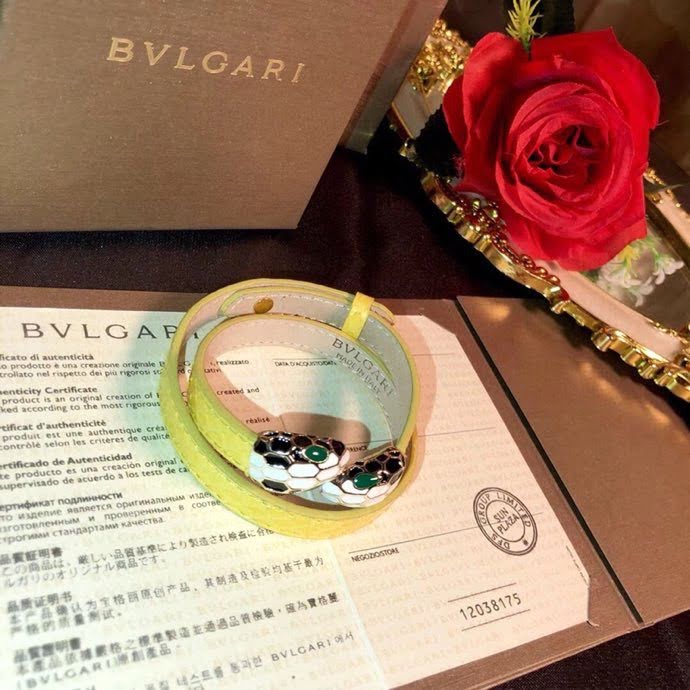 Bvlgari飾品 寶格麗銀色真皮頸鏈手鏈通用款 經典黑白琺瑯蛇頭扣環  zgbq3147